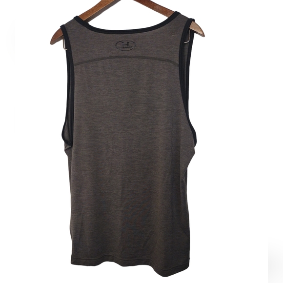 Under Armour Tank Top - Size Large - Picture 2 of 3